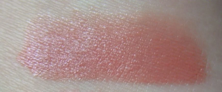 dior_nude_169_grege_swatches