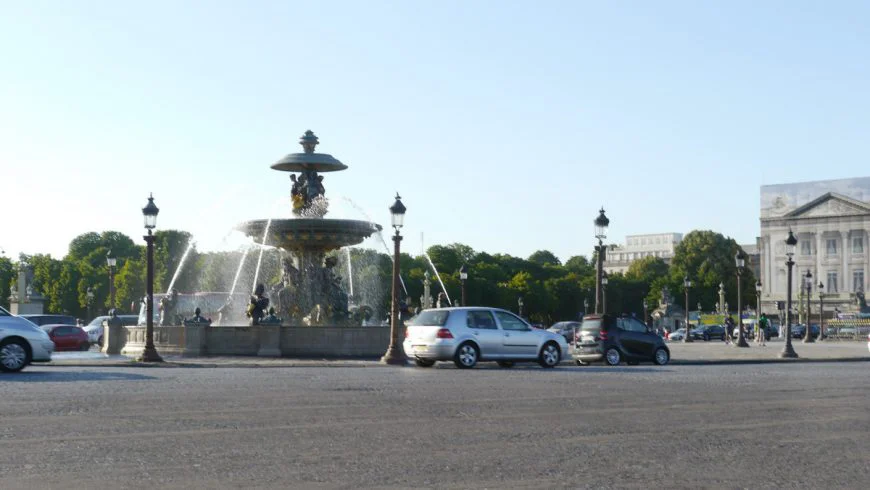 фонтан в Париже