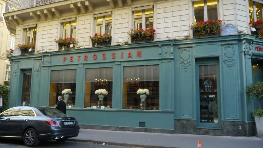 ресторан Петросян в Париже