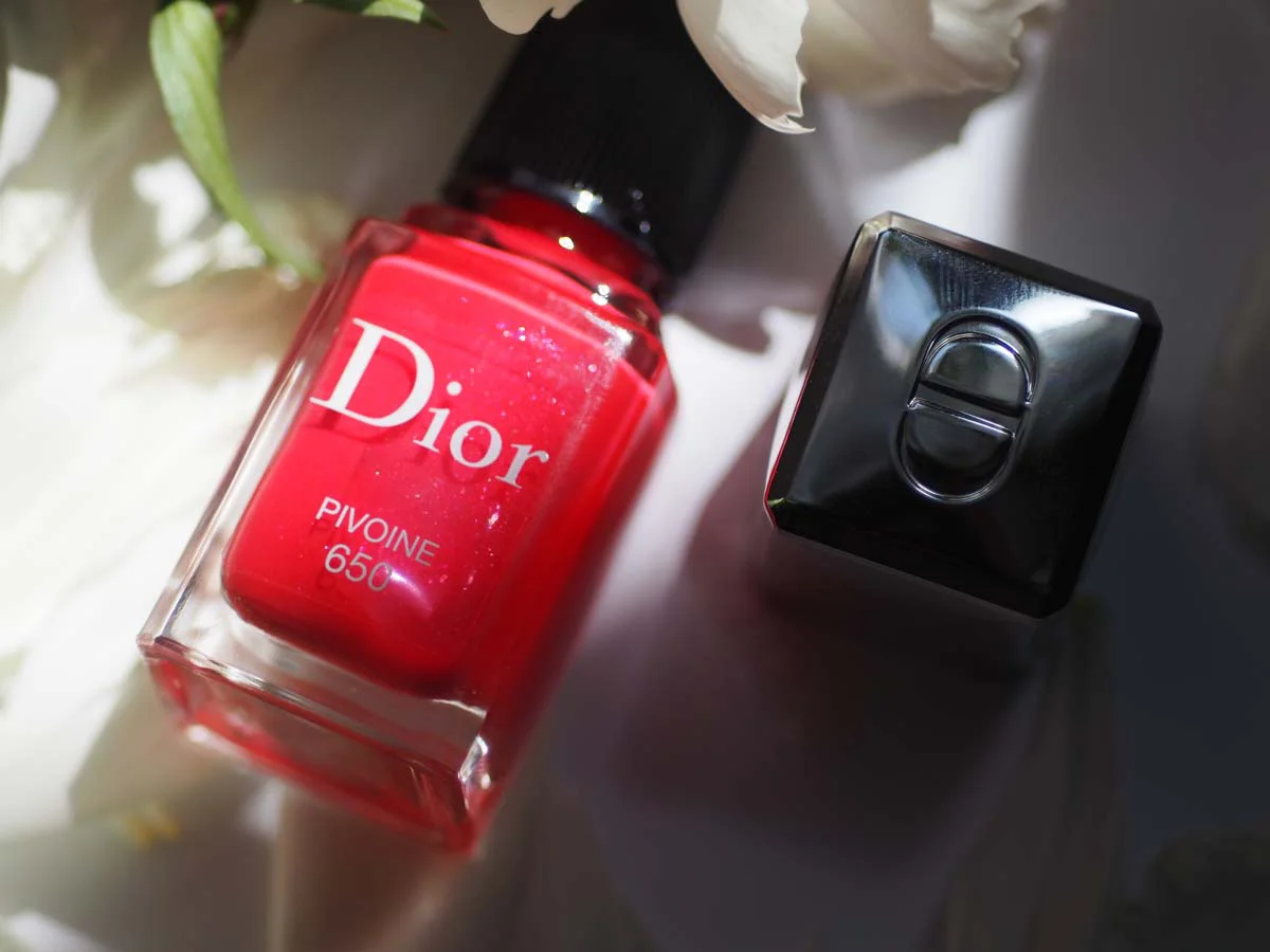 отзыв лак для ногтей свотчи nail polish swotches Dior Vernice 650 Pivoine 