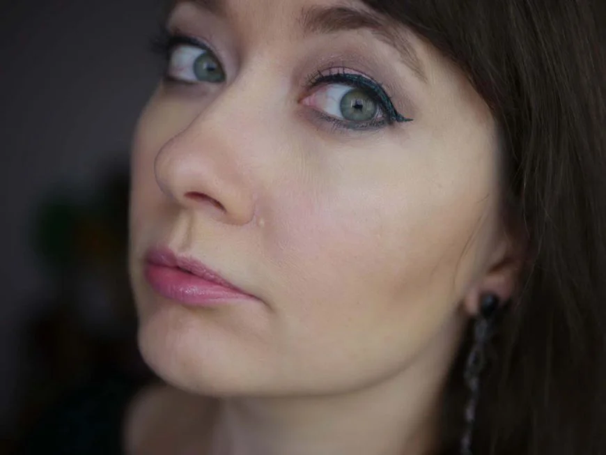 Ив Сен Лоран YSL Couture Eye Liner 3 Green макияж глаз с зелеными стрелками Елена Чемезова бьюти-блог