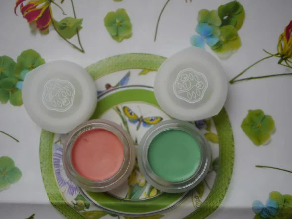 Кремовые тени Shiseido Paperlight Cream Eye Color OR707 SANGO CORAL и GR705 HISUI GREEN 