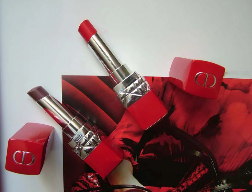 помада для губ Dior Rouge Dior Ultra Rouge отзывы свотчи фото