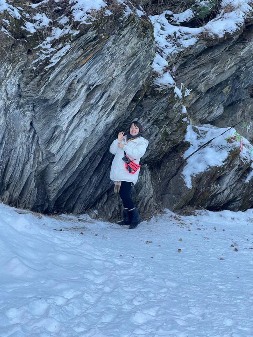 женский камень большое голоустное